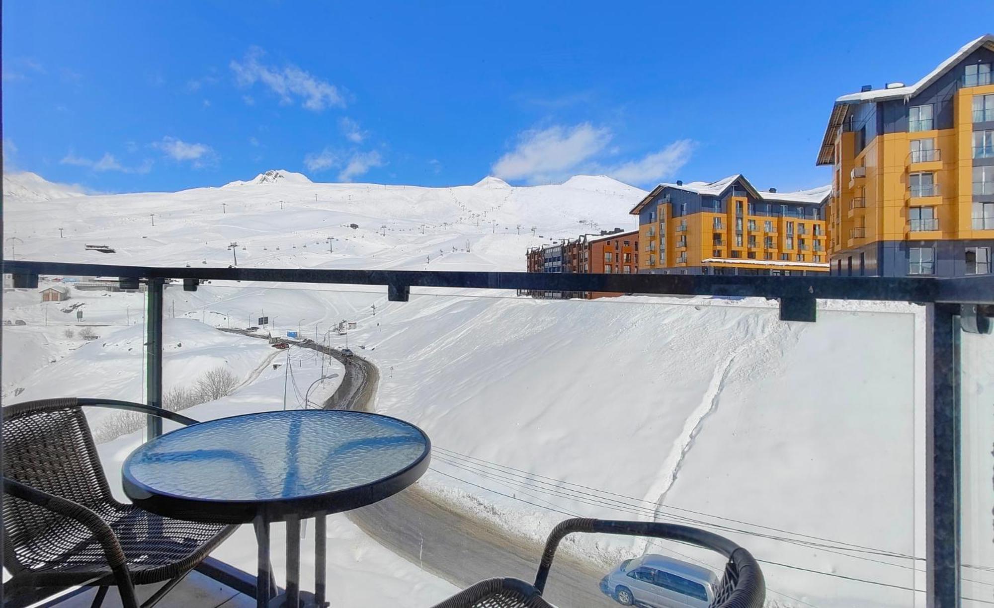 شقة Gvc New Gudauri Twins 413 Mountain View المظهر الخارجي الصورة